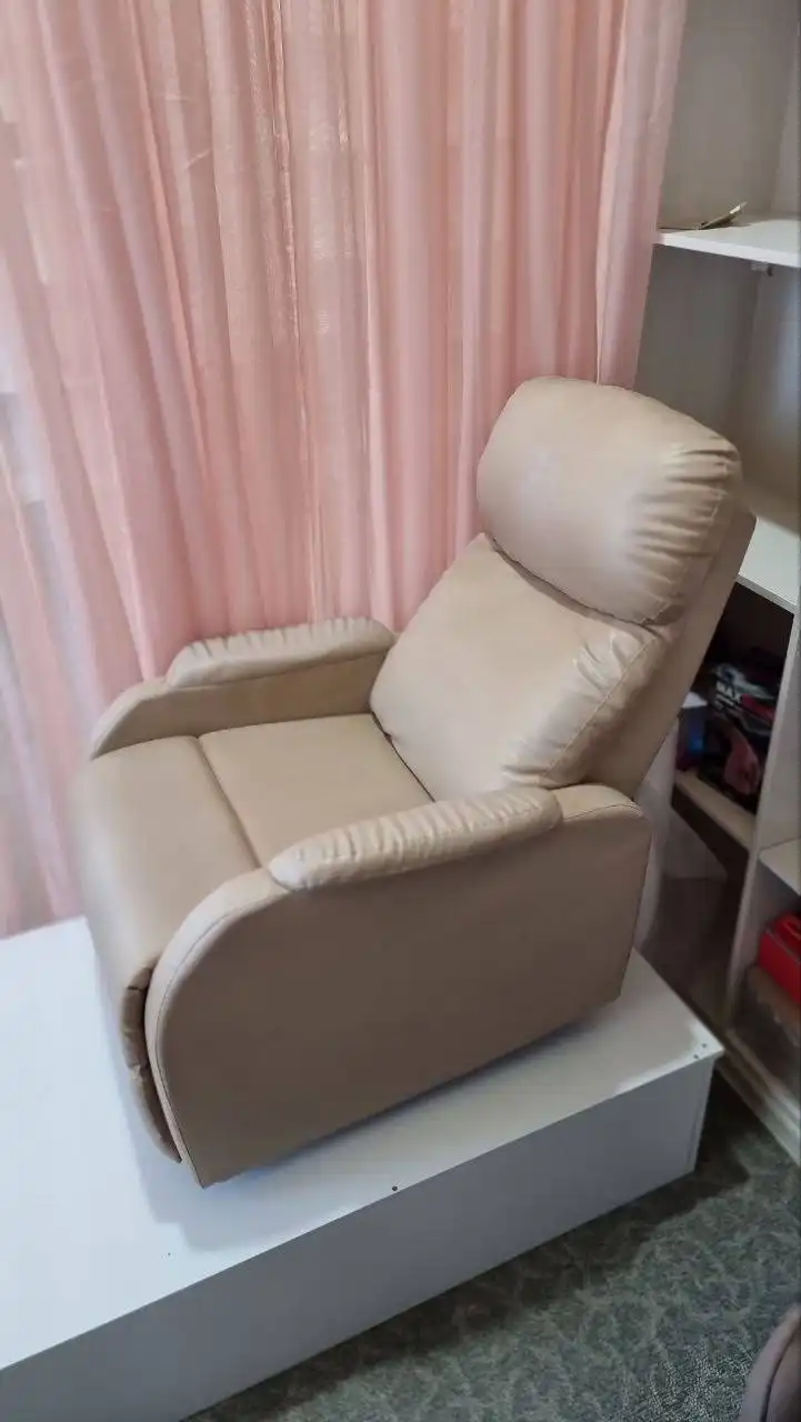 Продам Реклайнер в отличном состоянии