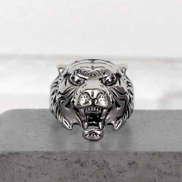 Печатки из ювелирной стали с гравировкой - Хобби и отдых в Владивосток