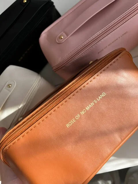 Продам новую косметичку - Одежда в Владивосток