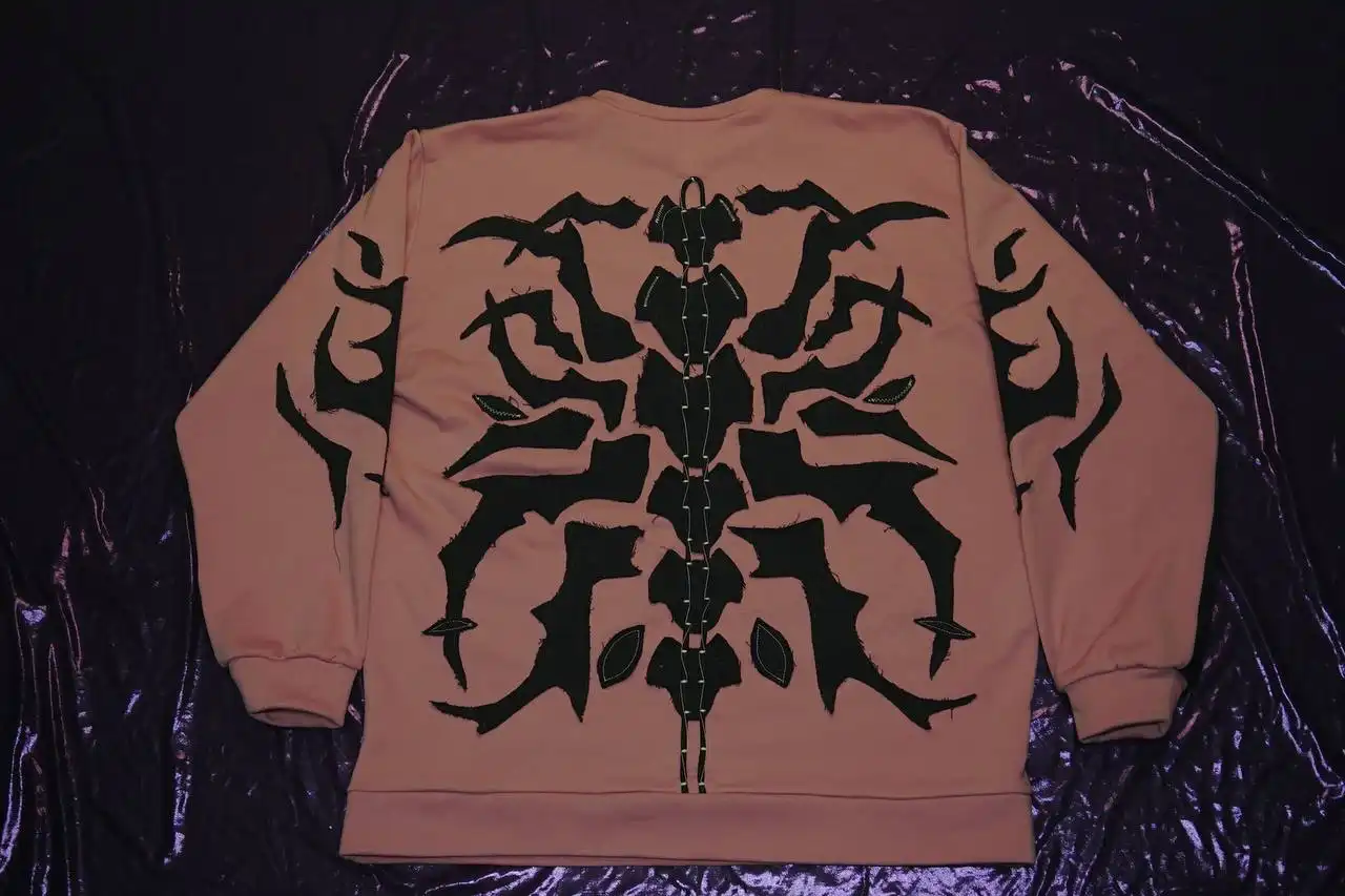 Продажа свитшотов зелено-розового и серо-розового цветов