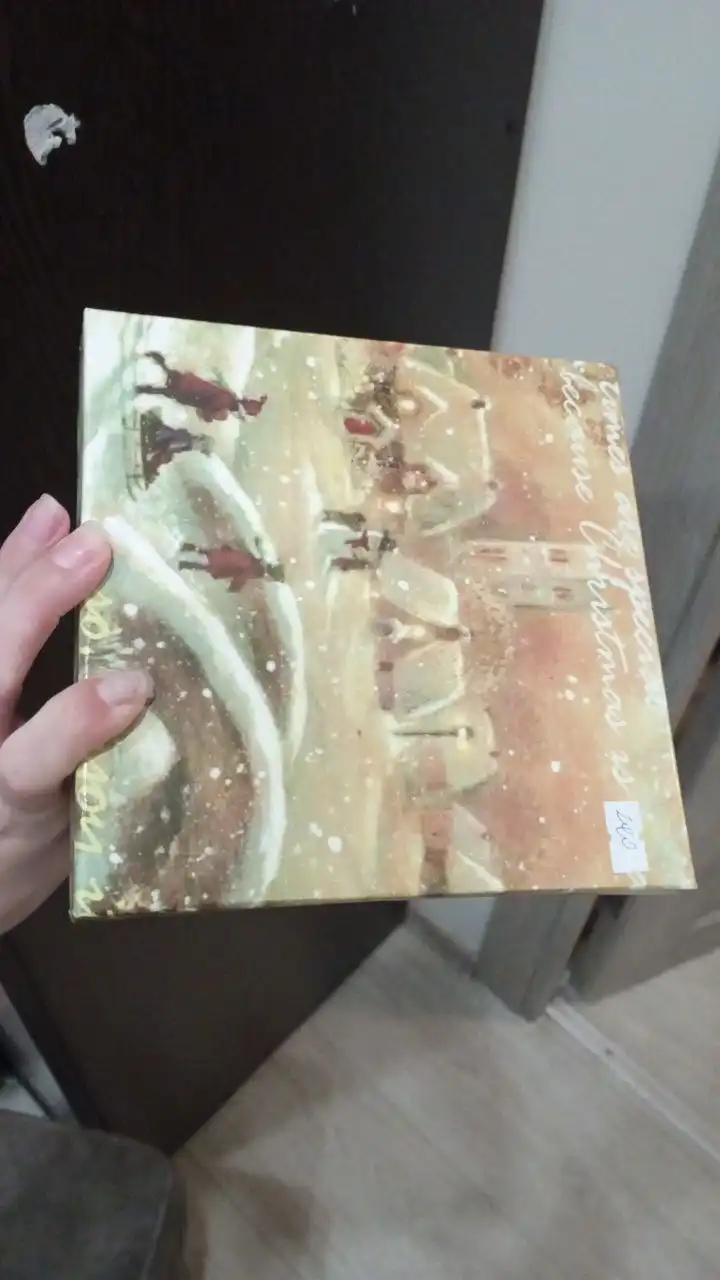 Коробка бу меняю на киви