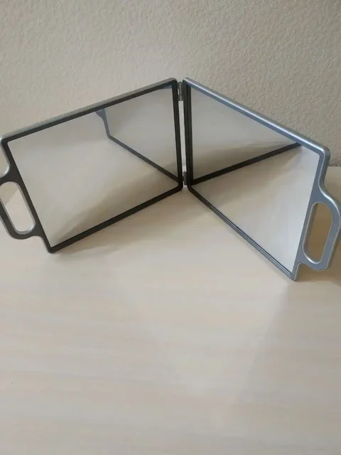 Зеркало-раскладушка для парикмахера и косметолога - Барахолка в Владивосток