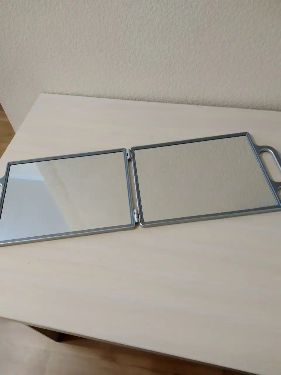 Зеркало-раскладушка для парикмахера и косметолога