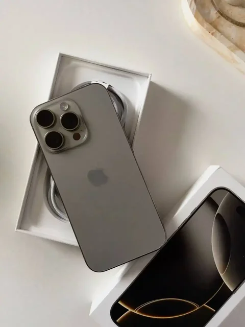 Продам iPhone 16 Pro 128 ГБ - Электроника в Владивосток