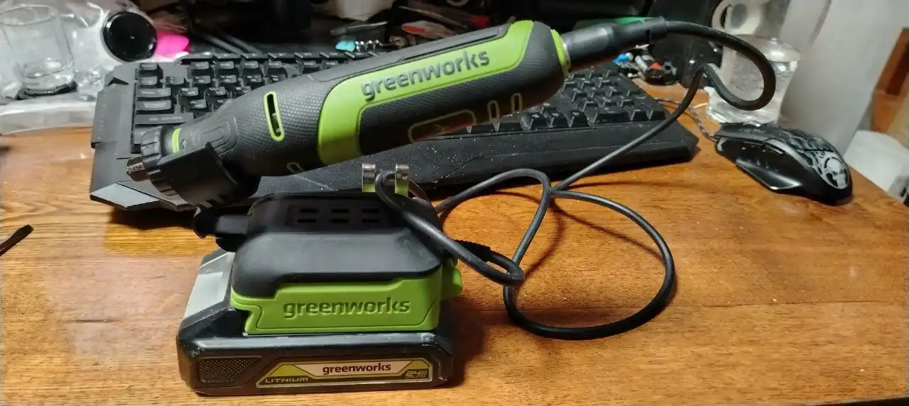 Продам гравер аккумуляторный Greenworks G24RT