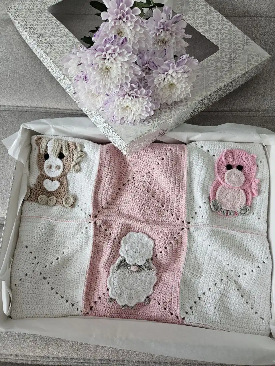 Детский плед ручной работы с 3D аппликациями животных