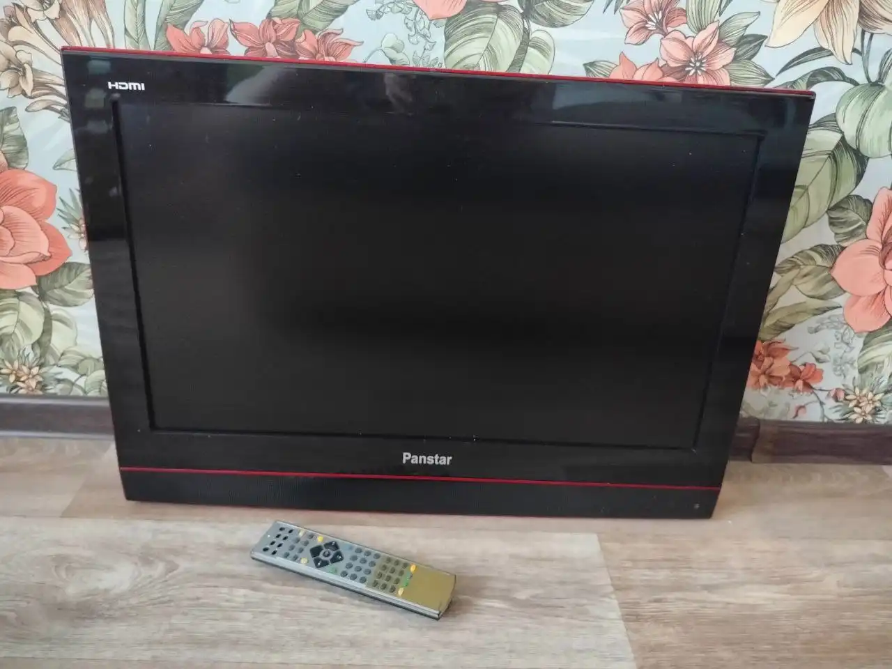 Продам телевизор Panstar 65*47см