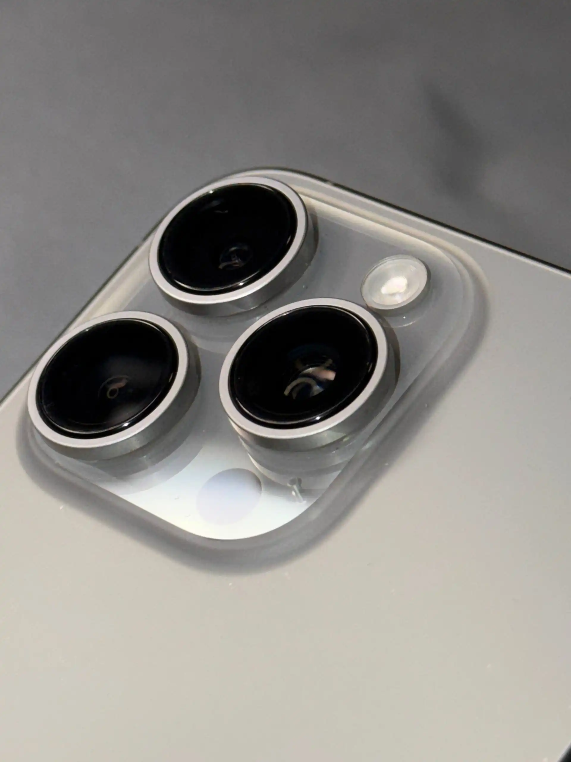 Продажа iPhone 15 Pro Max 512 ГБ в идеальном состоянии