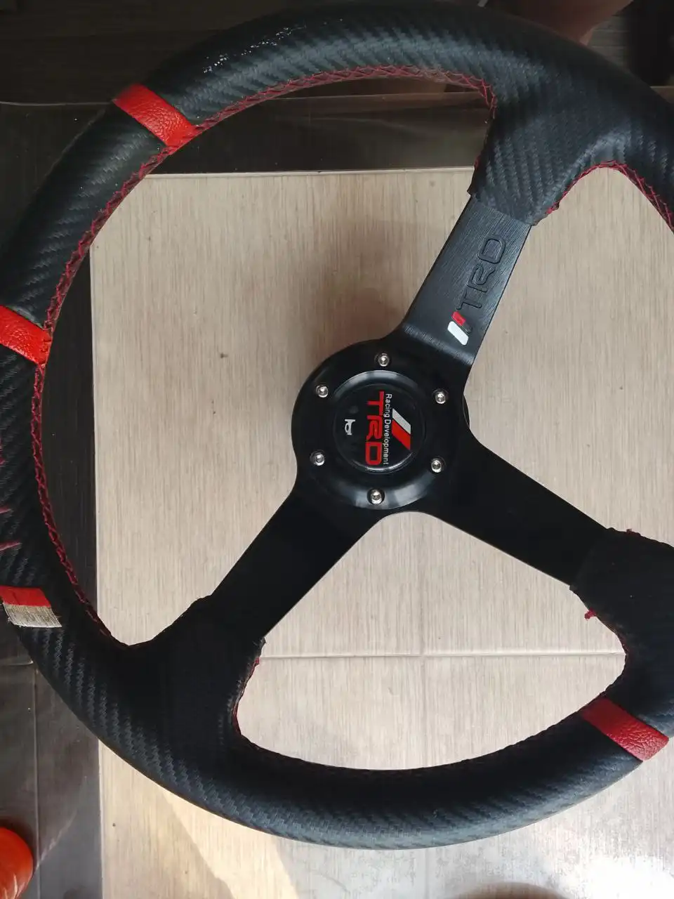 Продам автомобильный спортивный руль