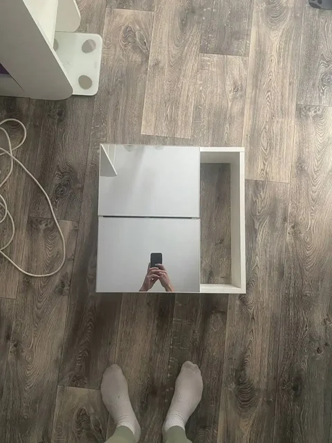 Полка навесная в отличном состоянии - Барахолка в Владивосток