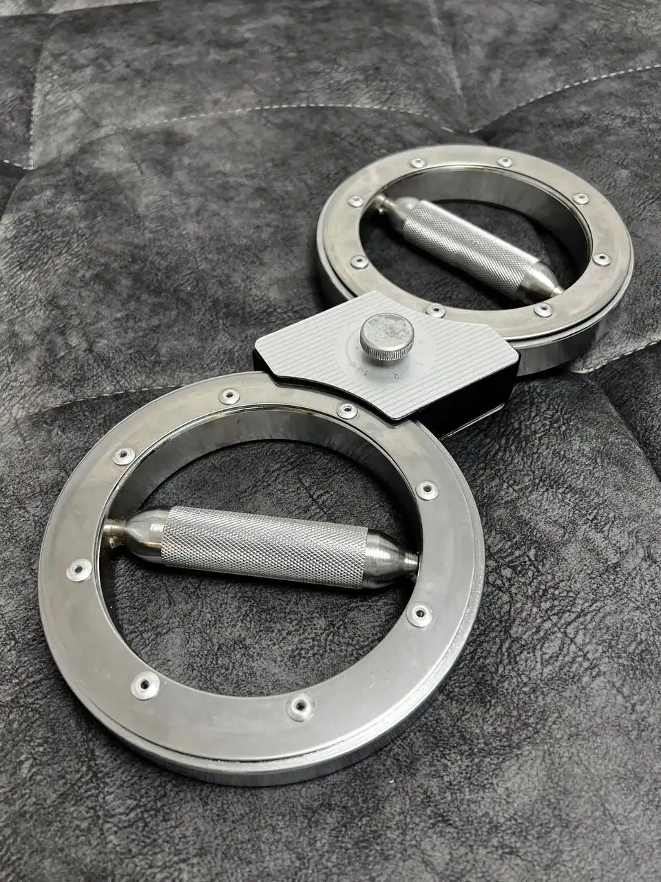 Тренажёр для рук с регулируемым сопротивлением