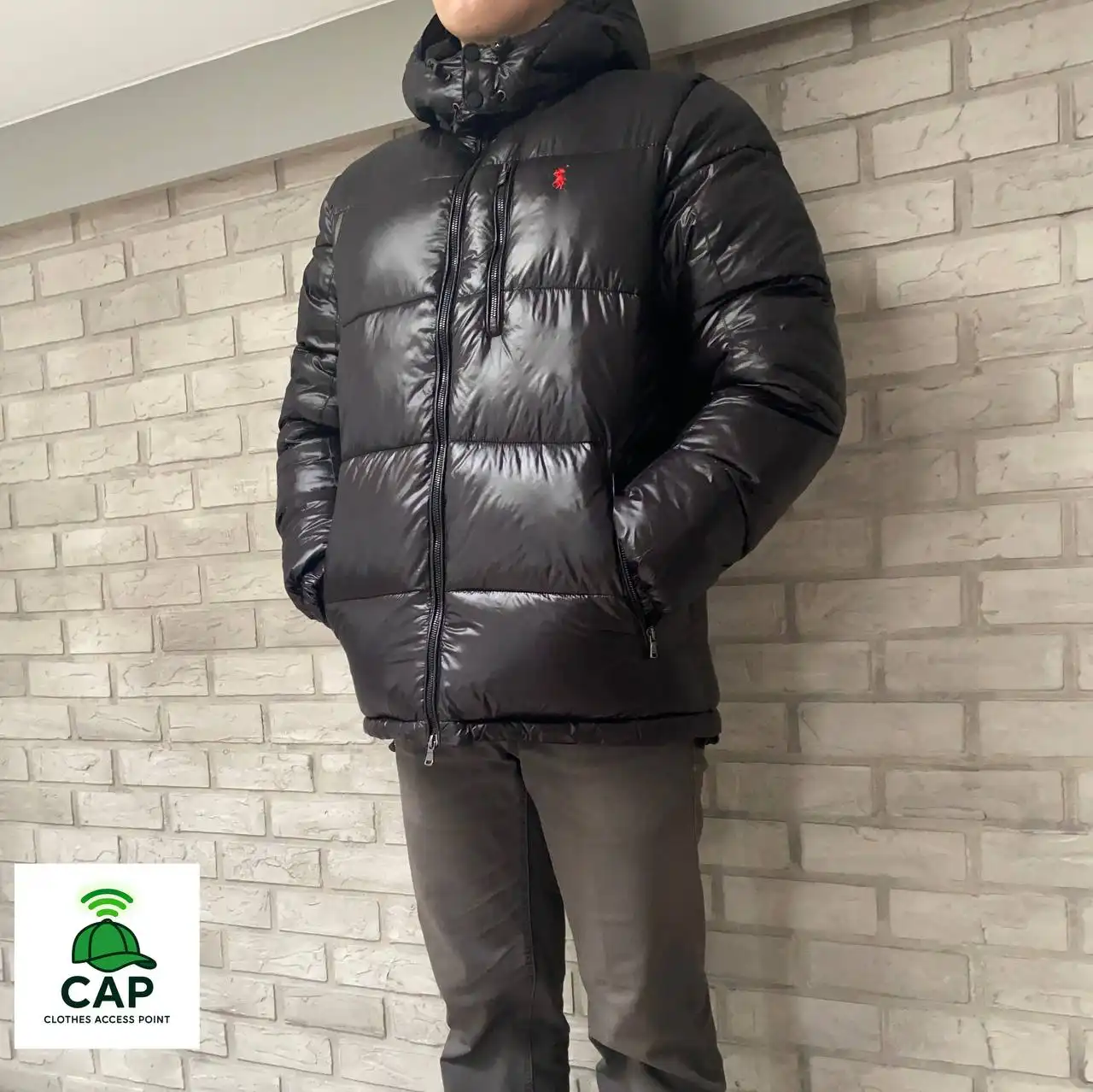 Зимний пуховик Polo черный глянцевый - Верхняя одежда (Одежда) в Владивосток