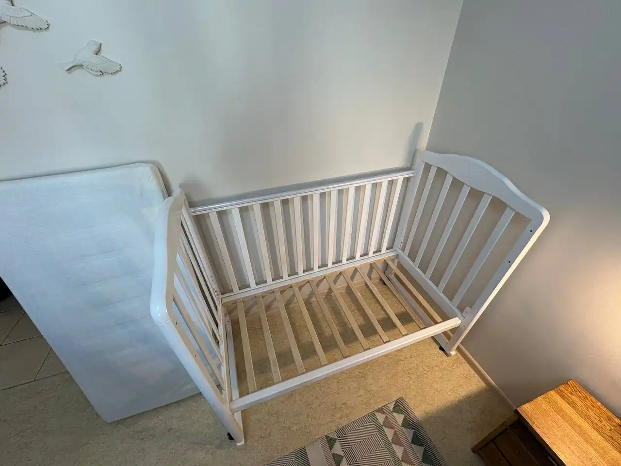 Кровать с матрасом состояние новой - Мебель (Для дома и дачи) в Владивосток