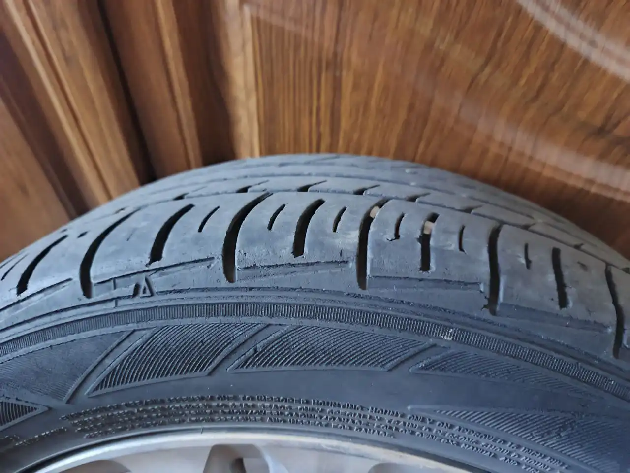 Резина летняя на дисках Honda 195/55/16 - Шины и диски (Авто) в Владивосток