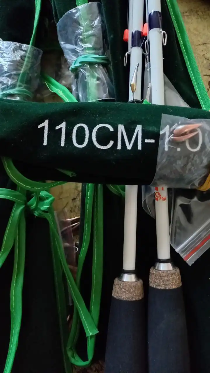 Комплект зимних удочек махалки с блеснами - Рыбалка (Хобби и отдых) в Владивосток