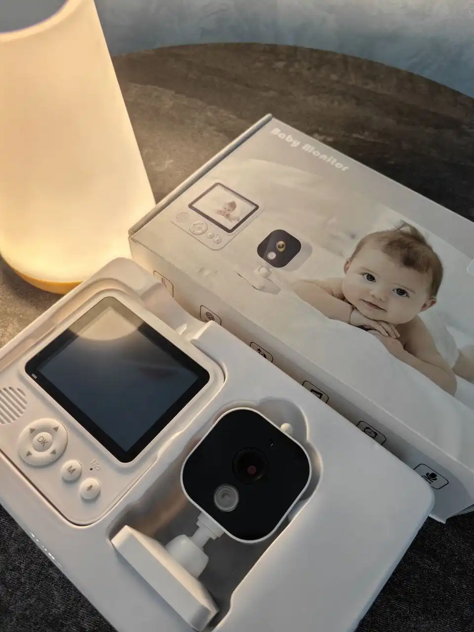 Продам видеоняню в идеальном состоянии - Видеоняни (Товары для детей) в Владивосток