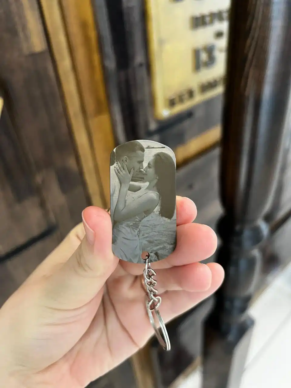 Фотогравировка на жетонах из ювелирной стали - Гравировка (Услуги) в Владивосток