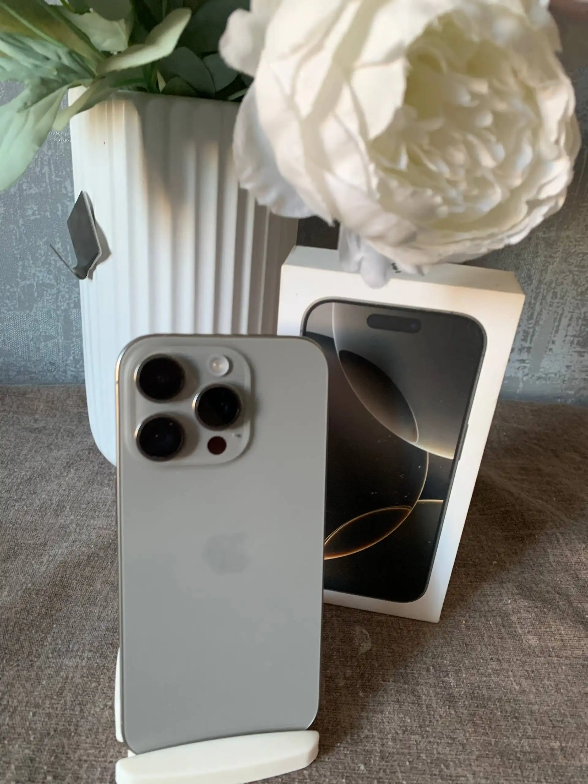 iPhone 16 Pro 256GB - Смартфоны (Электроника) в Владивосток