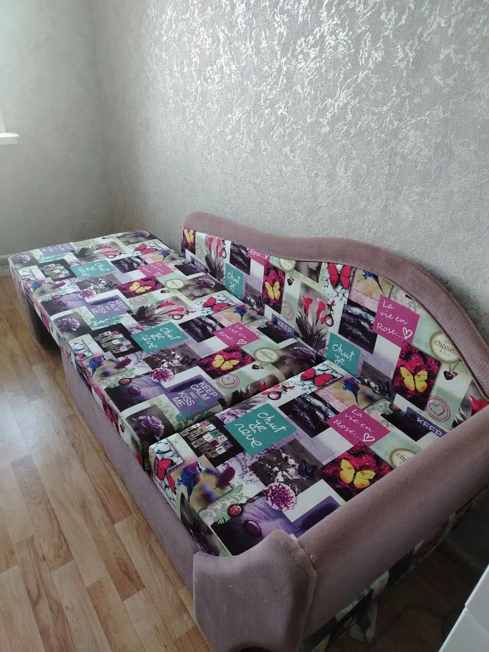 Б/у софа в очень хорошем состоянии - Для дома и дачи в Владивосток