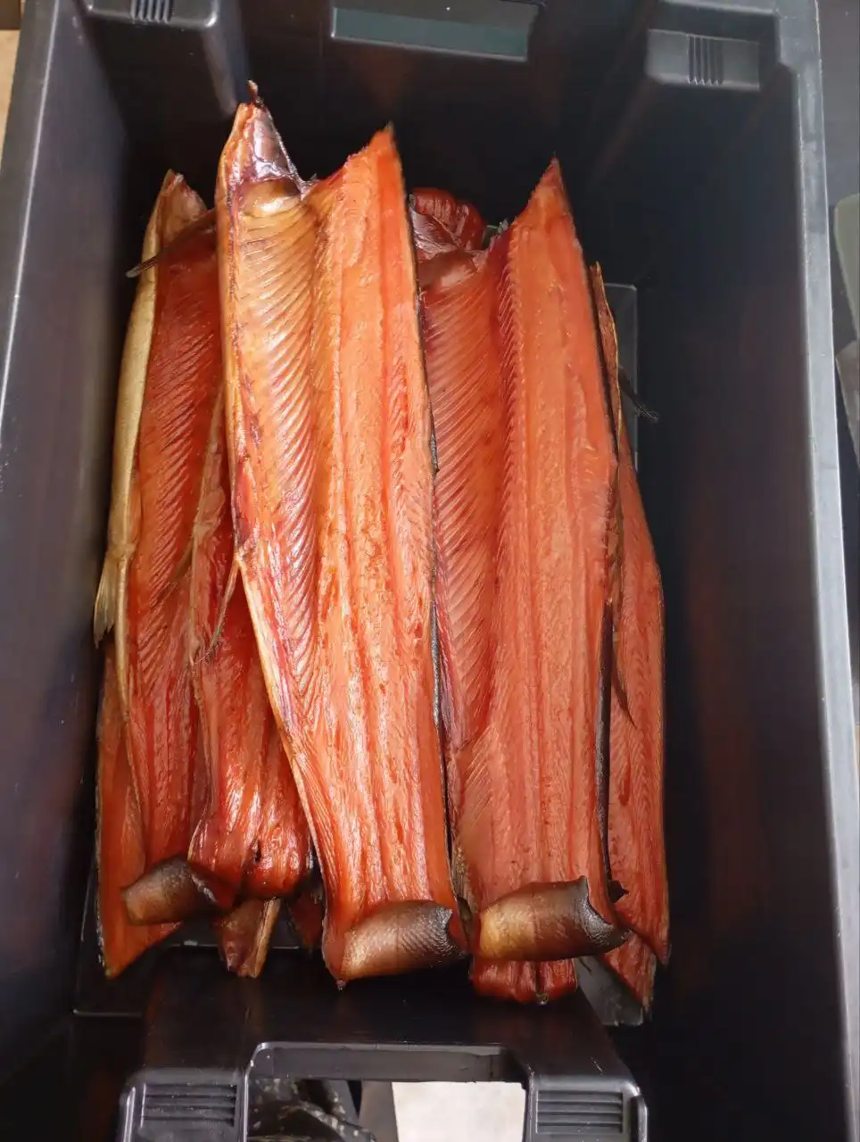 Продажа копченой рыбы, пресервов и икры - Продукты питания (Барахолка) в Владивосток