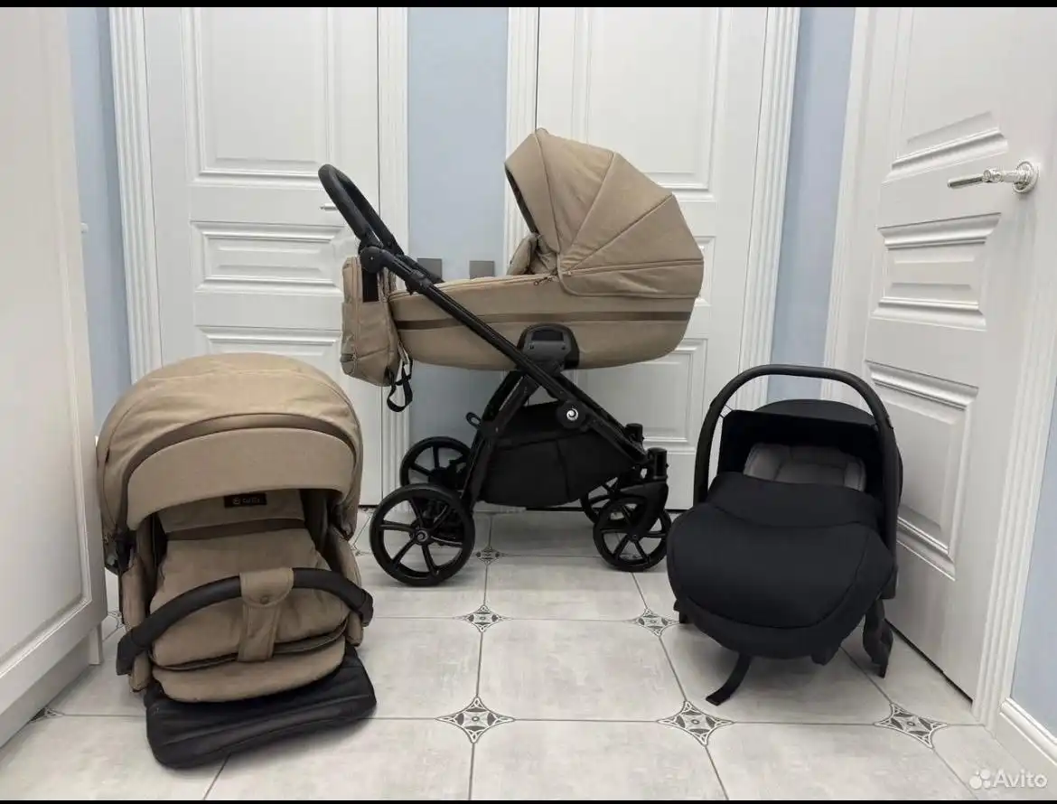 Продам коляску 3 в 1 Тутис - Коляски (Товары для детей) в Владивосток