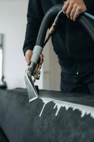 Профессиональная химчистка мягкой мебели - Образовательные услуги в Владивосток