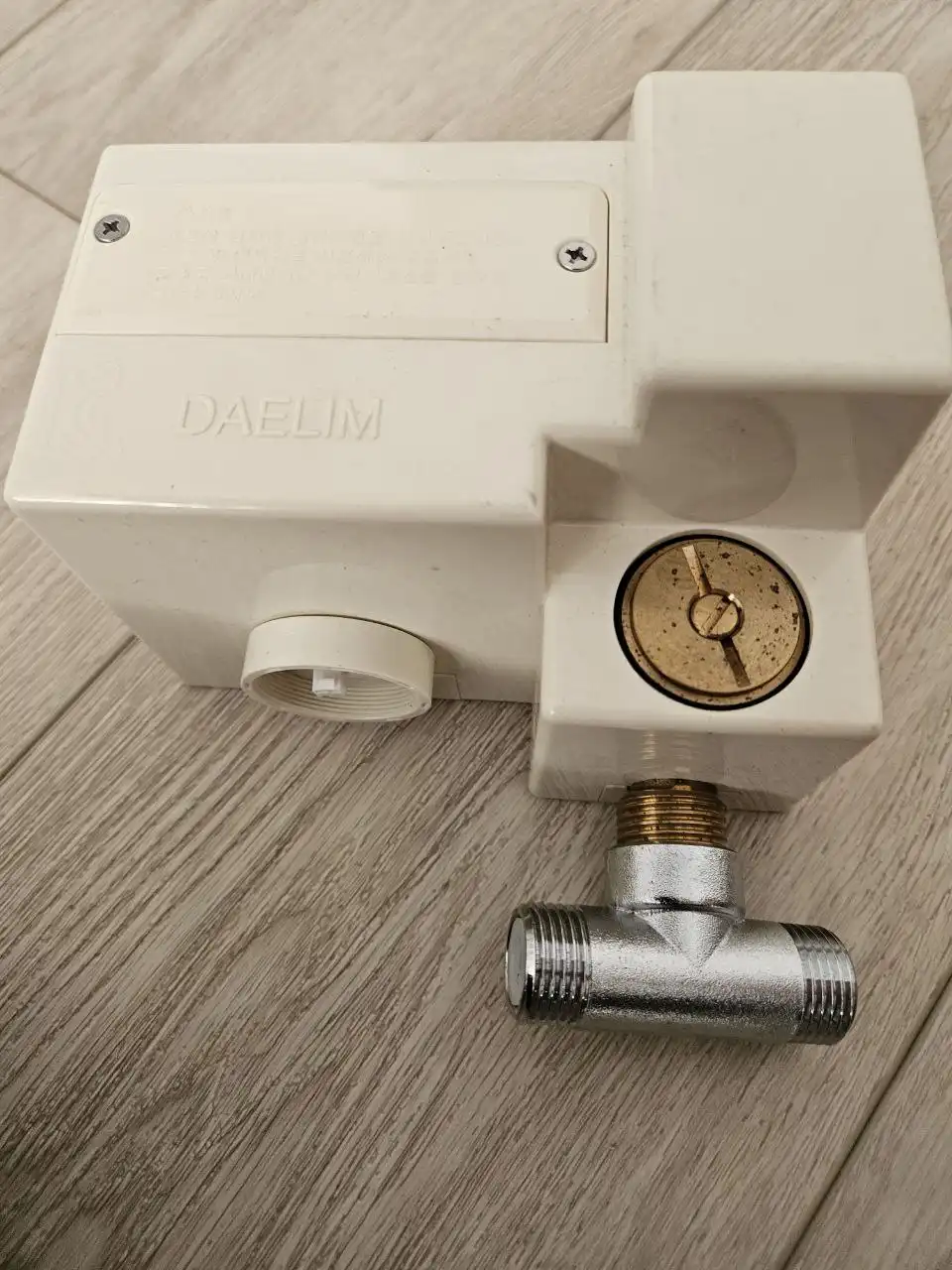 Смеситель сенсорный DAELIM FL-511E - Сантехника (Для дома и дачи) в Владивосток