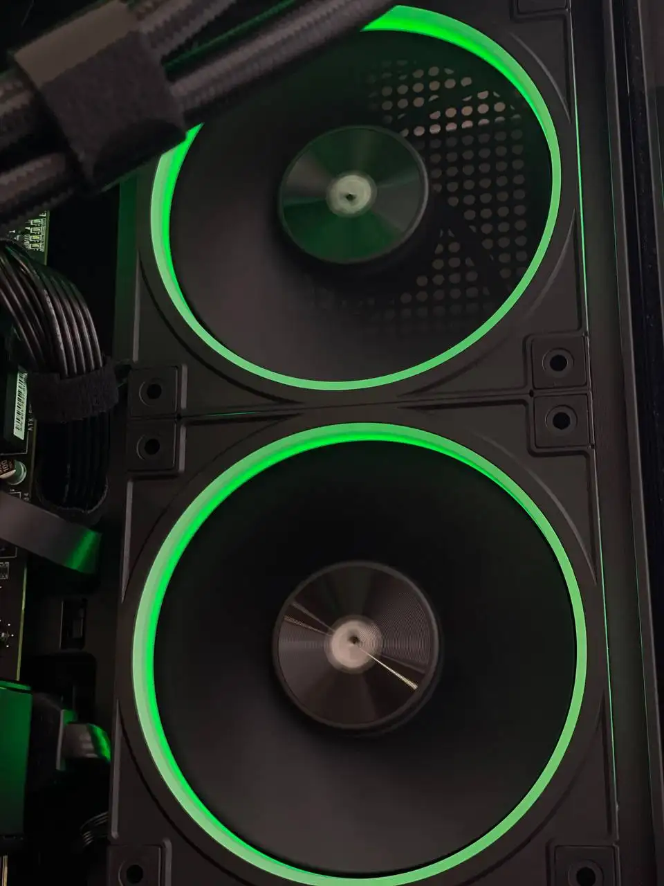 Игровой компьютер R5 7500F с RTX 5060 - Компьютеры (Электроника) в Владивосток