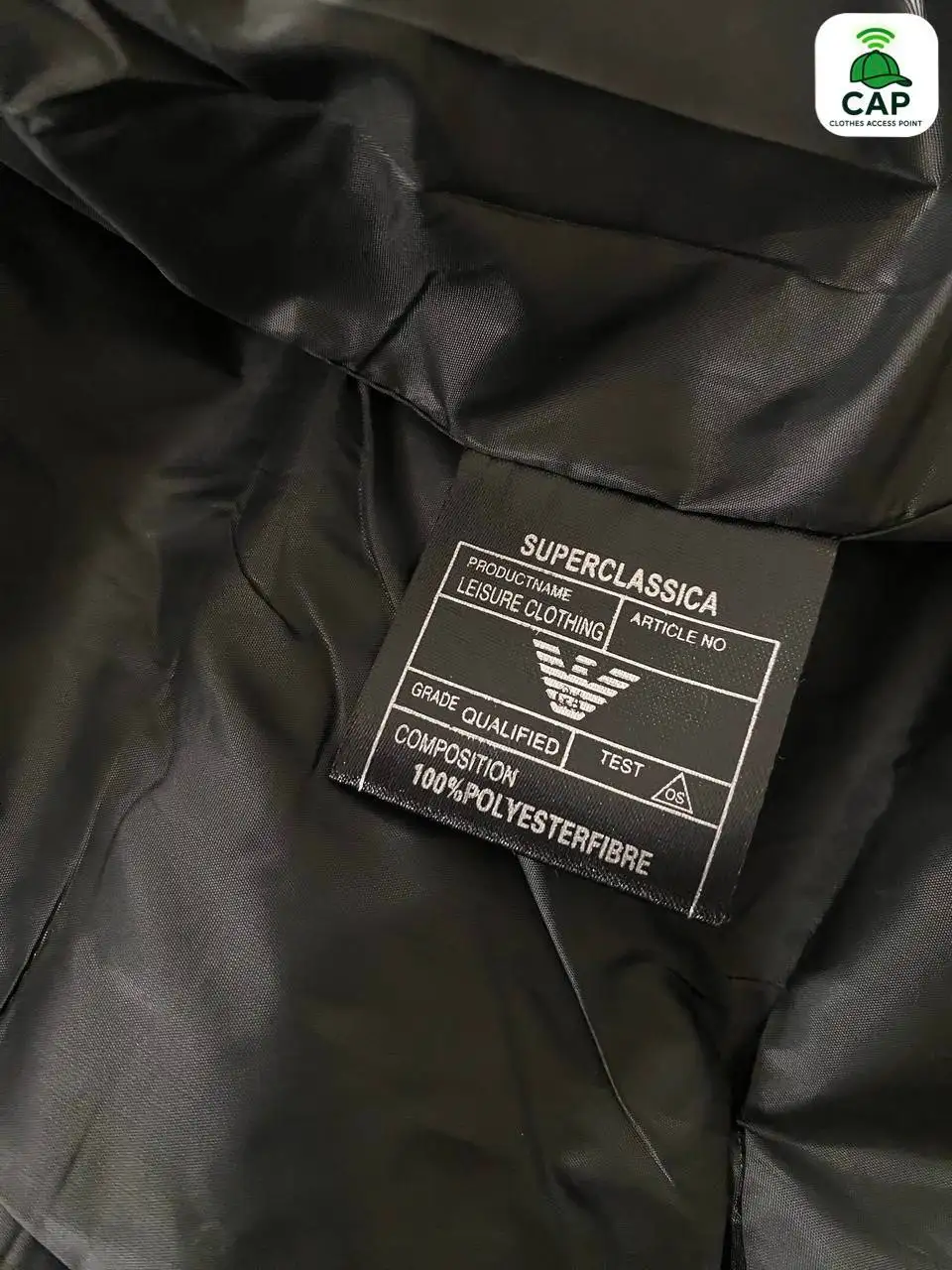 Демисезонная куртка Armani черная - Куртки (Одежда) в Владивосток