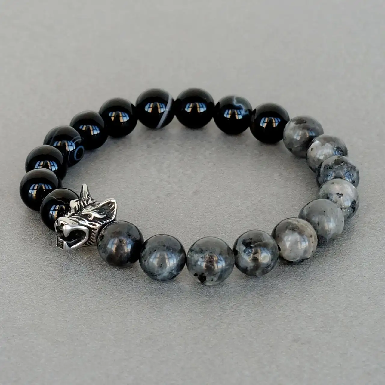 Браслеты из натуральных камней со вставками из ювелирной стали - Бижутерия (Барахолка) в Владивосток