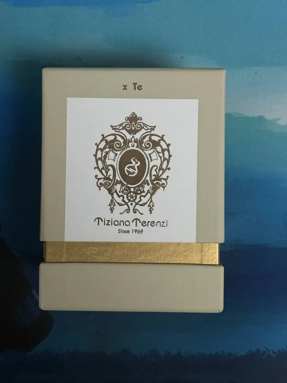 Продам женские духи - Парфюмерия (Красота и здоровье) в Владивосток