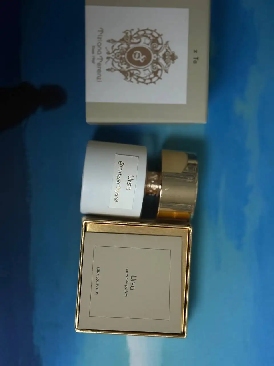 Продам женские духи - Парфюмерия (Красота и здоровье) в Владивосток