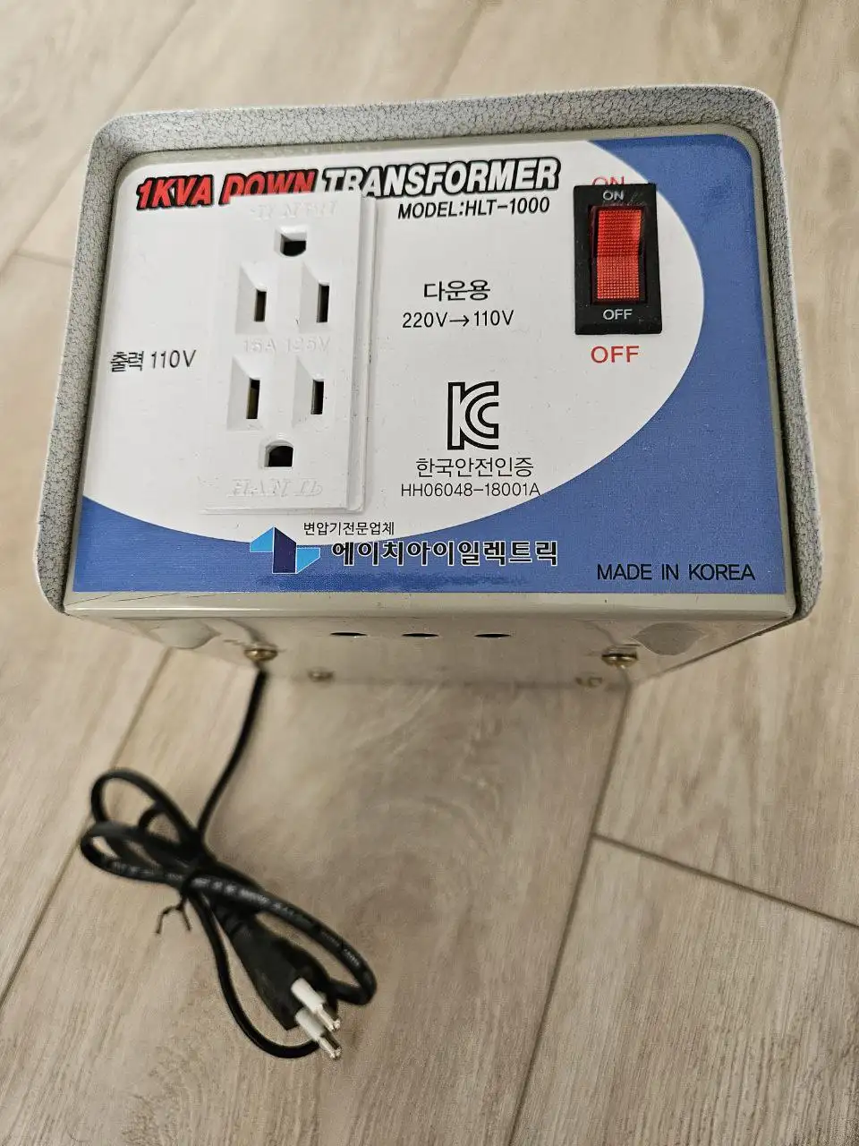 Очиститель воздуха Toshiba CAF-34H1 - Климатическая техника (Для дома и дачи) в Владивосток