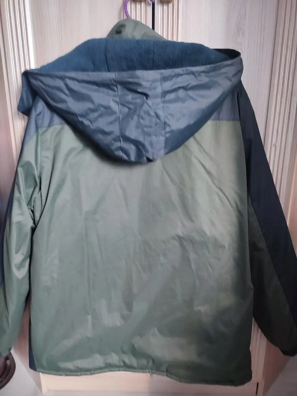 Куртка демисезонная 46-48р - Верхняя одежда (Одежда) в Владивосток