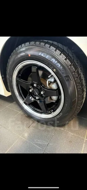 Продам зимнюю резину Goodyear ice Navi 6 - Автозвук и аксессуары в Владивосток