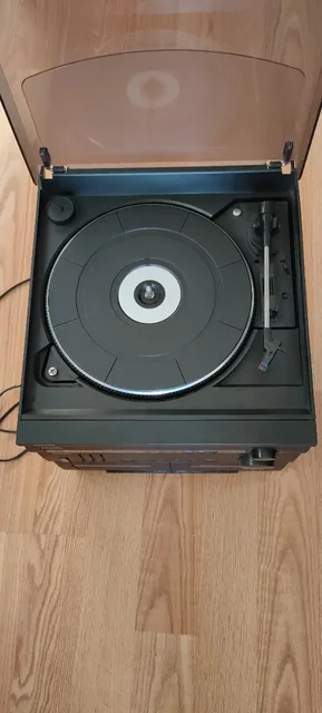 Музыкальный центр Philips AS 305/34 с проигрывателем пластинок - Игровые диски в Владивосток