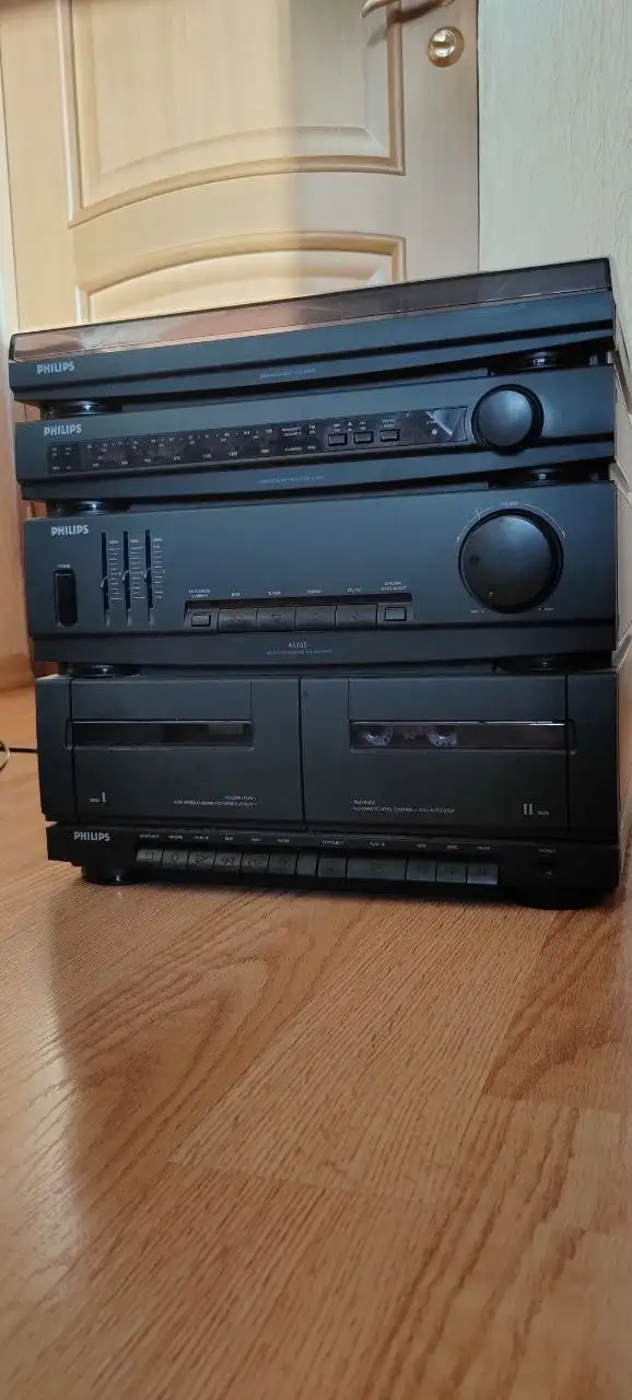 Музыкальный центр Philips AS 305/34 с проигрывателем пластинок - Аудиотехника (Электроника) в Владивосток