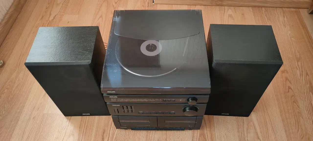 Музыкальный центр Philips AS 305/34 с проигрывателем пластинок - Аудиотехника (Электроника) в Владивосток