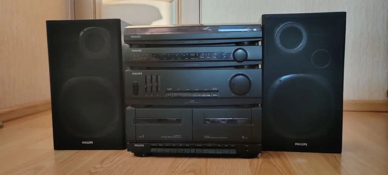 Музыкальный центр Philips AS 305/34 с проигрывателем пластинок - Аудиотехника (Электроника) в Владивосток
