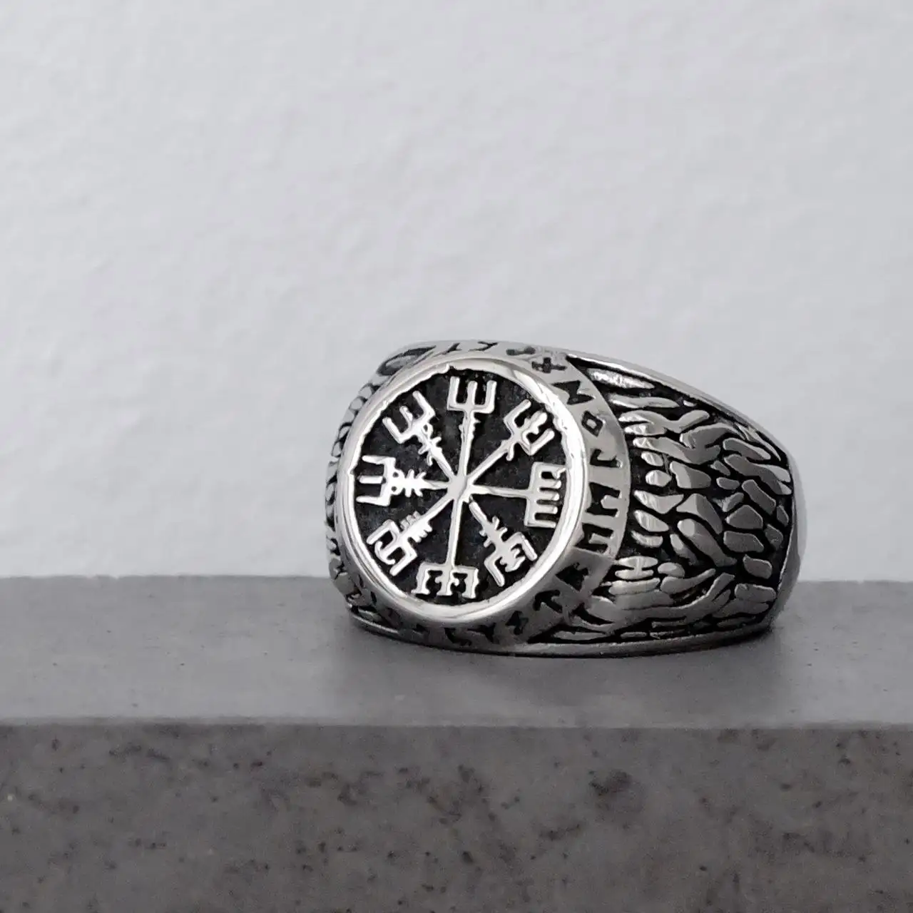 Печатки из ювелирной стали - Украшения (Барахолка) в Владивосток