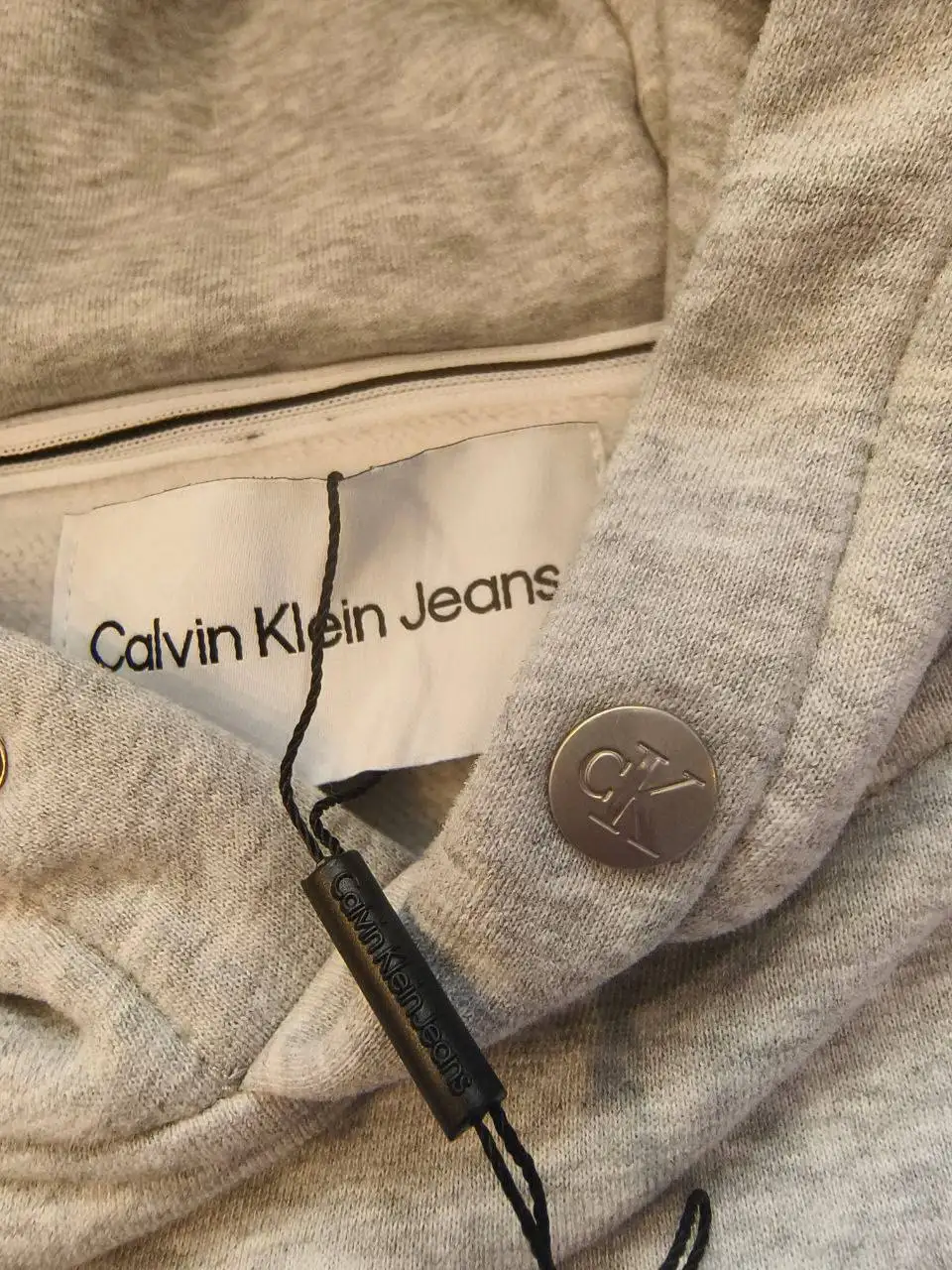 Кофта Calvin Klein оригинал отличное состояние - Одежда в Владивосток