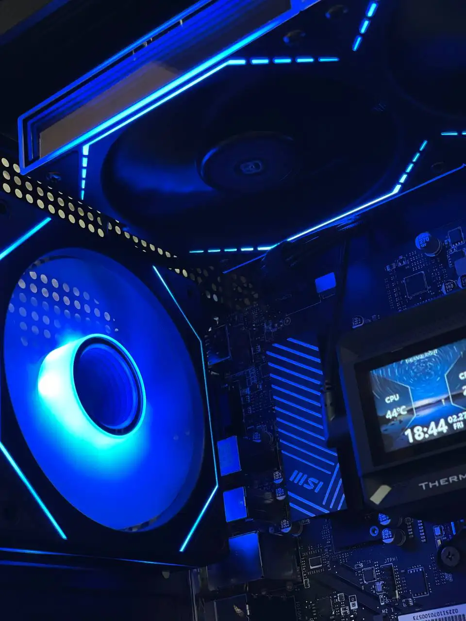 ПК для игр и работы: R5 7600X, RTX 5060, 32GB DDR5 - Компьютеры и комплектующие (Электроника) в Владивосток