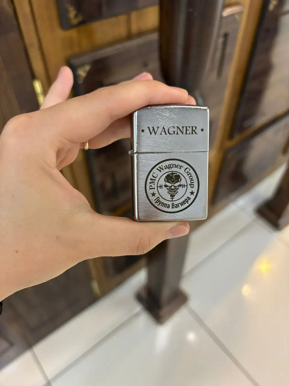 Оригинальные зажигалки Zippo и Zorro с гравировкой - Коллекционирование (Хобби и отдых) в Владивосток