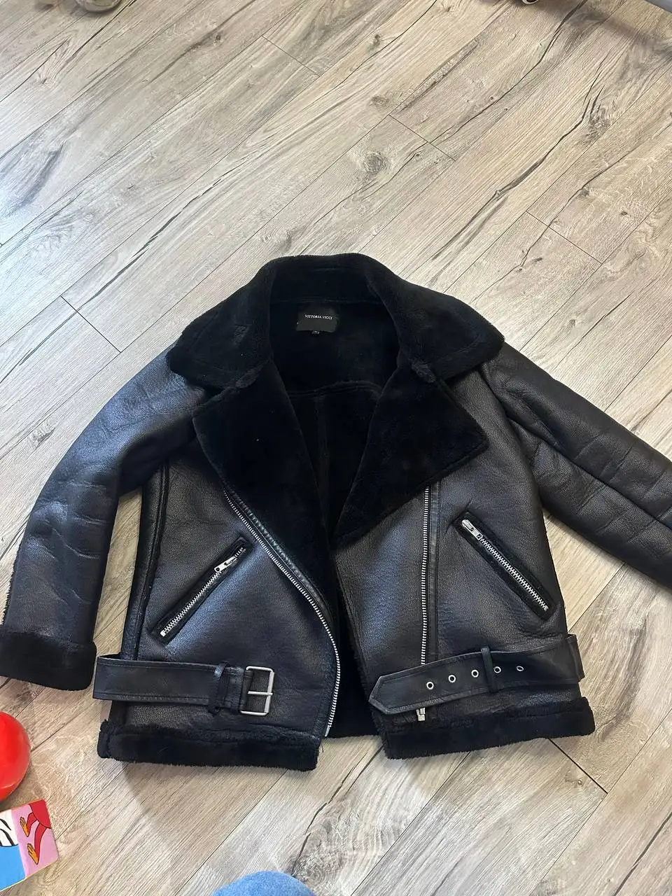 Продажа женской верхней одежды: шубка, дубленка, куртка - Верхняя одежда (Одежда) в Владивосток