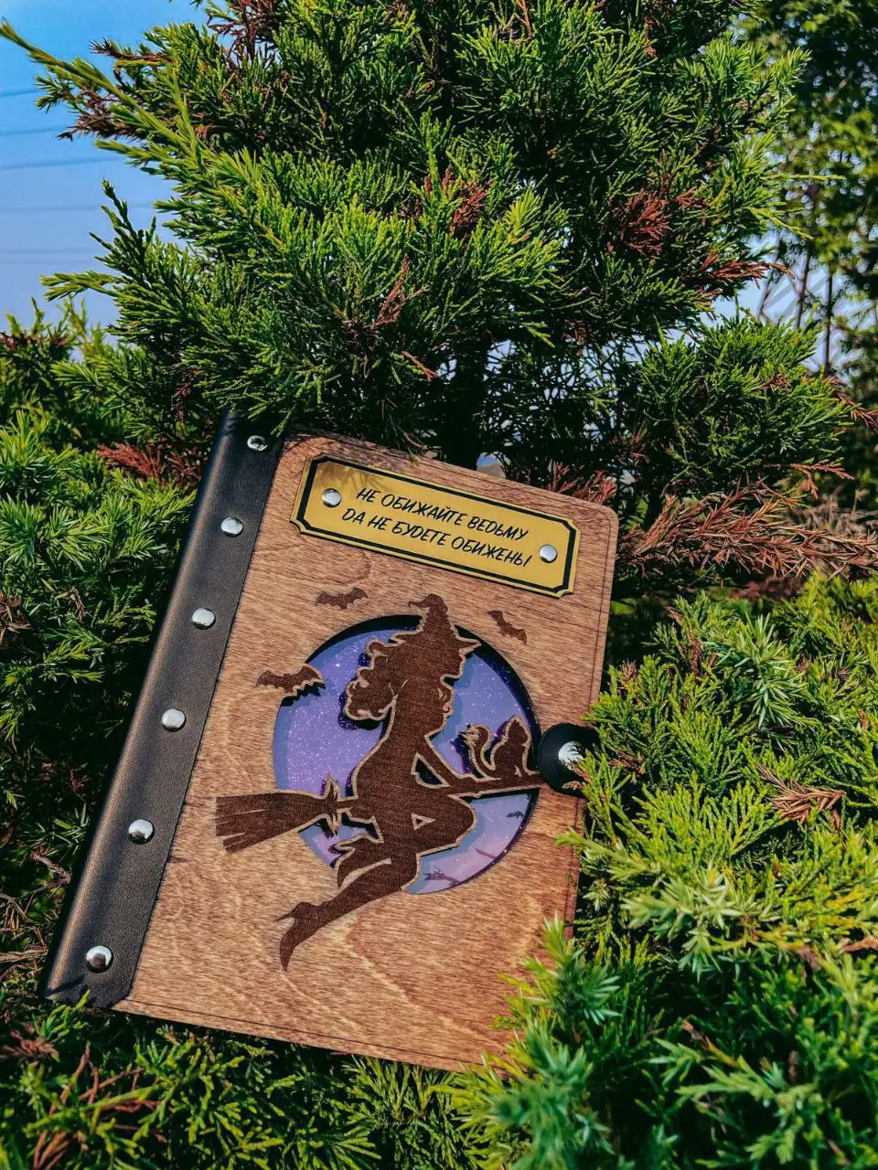 Кожаные ежедневники с гравировкой - Канцелярия (Барахолка) в Владивосток