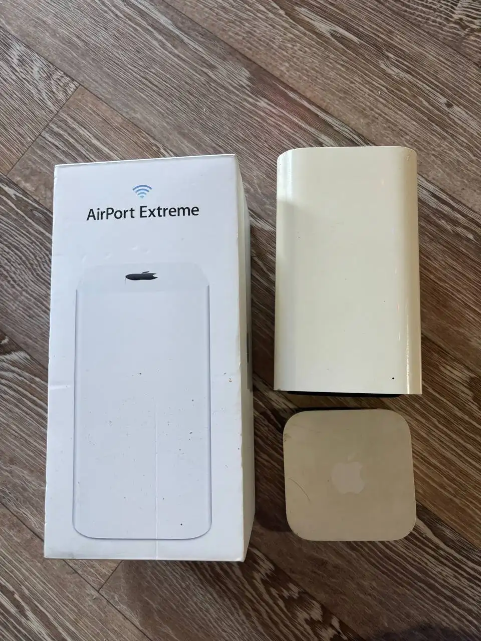 Продам Wifi роутер Apple AirPort Extreme б/у - Сетевое оборудование (Электроника) в Владивосток