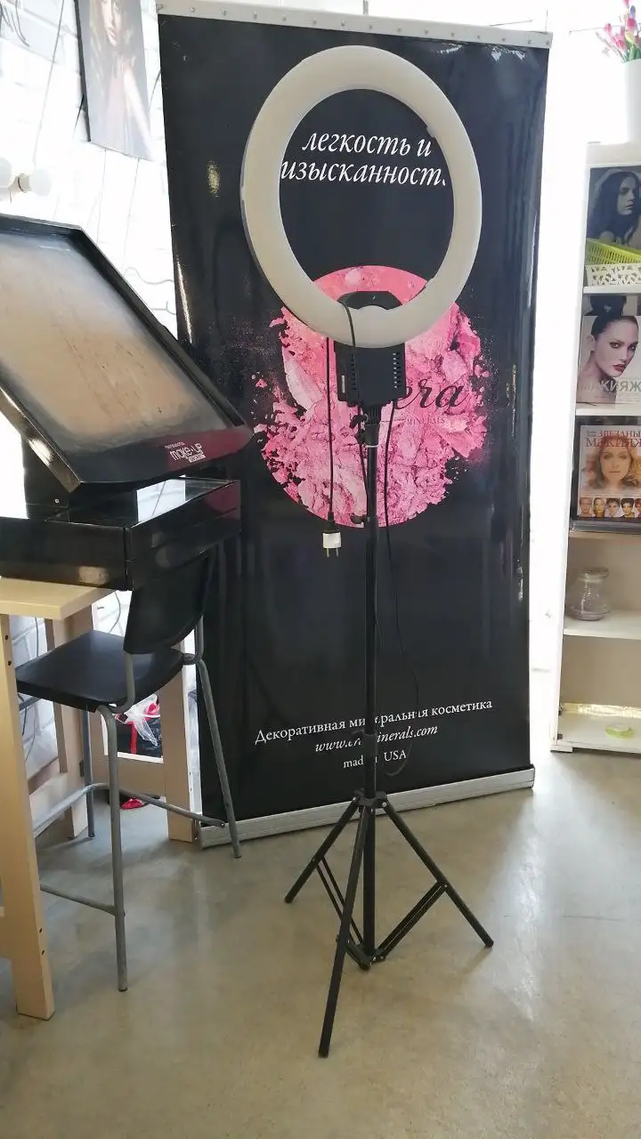 Кольцевая лампа светодиодная с софт-фильтром - Фото- и видеотехника (Электроника) в Владивосток