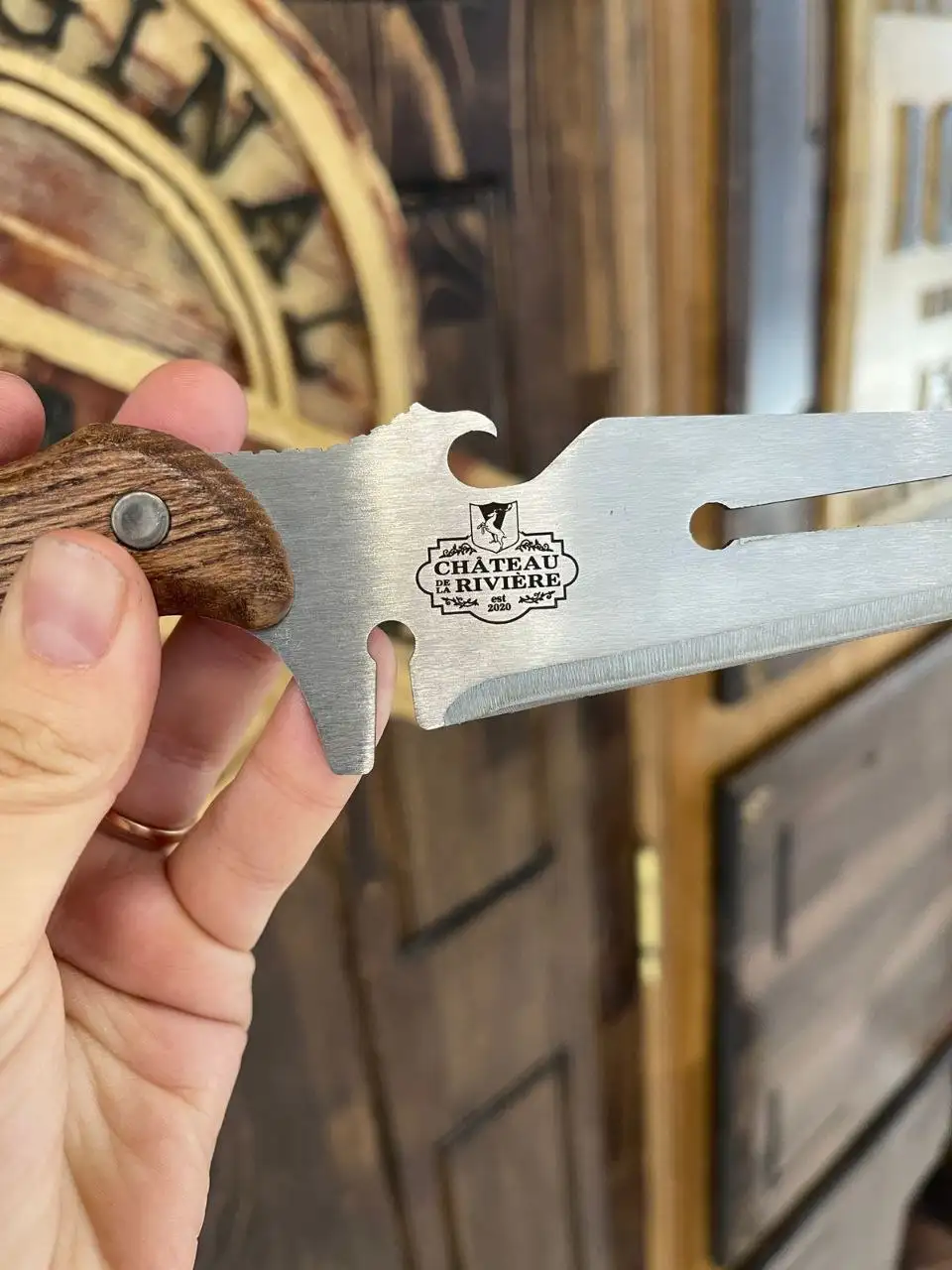 Гравировка на ножах - Гравировка (Услуги) в Владивосток