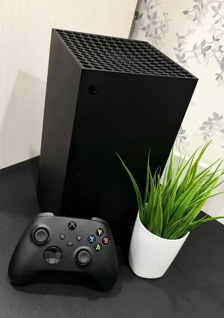Продажа Xbox Series X и ноутбука ASUS - Игровые аксессуары в Владивосток