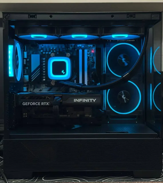 Игровой компьютер AMD R5 7500F / RTX 5060 / 32GB DDR5 - Телефоны в Владивосток